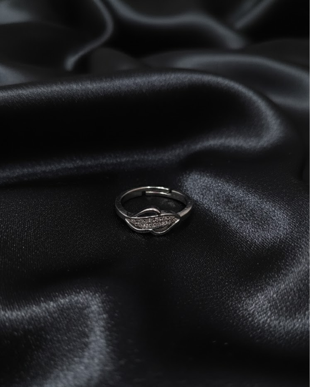 Silver Adjustable Leaf Ring with Cubic Zirconia Stones