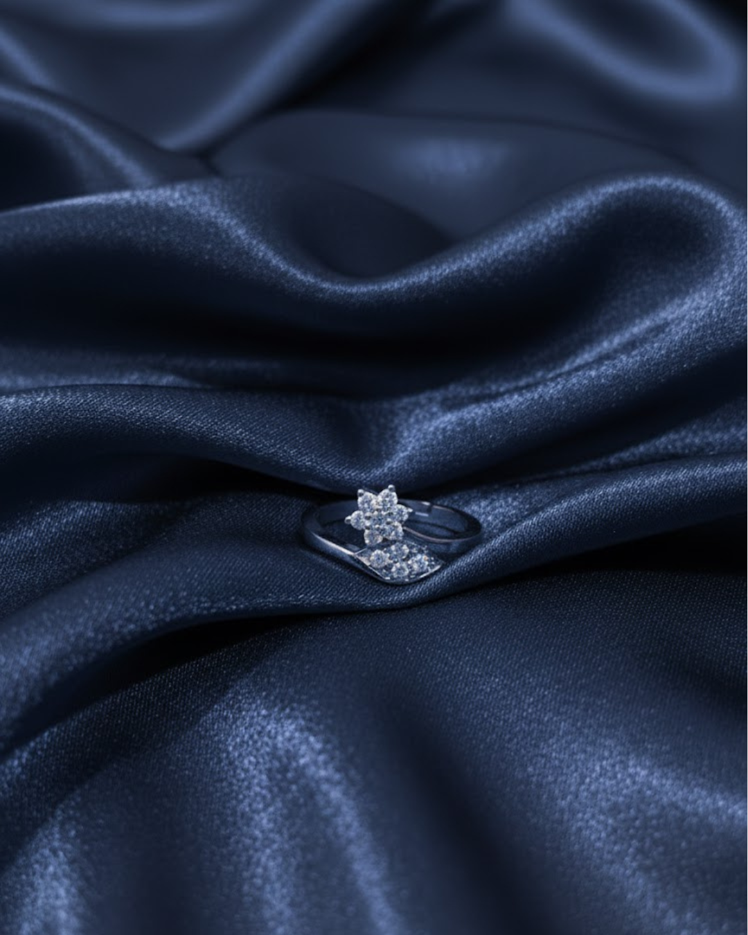 Silver Adjustable Floral Design Ring