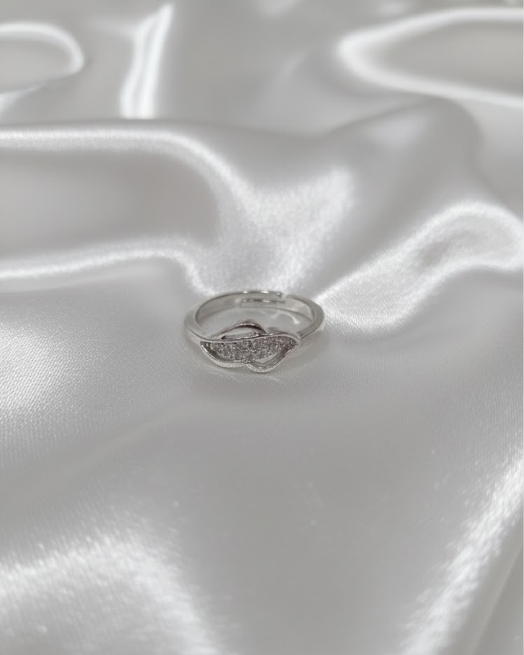 Silver Adjustable Leaf Ring with Cubic Zirconia Stones