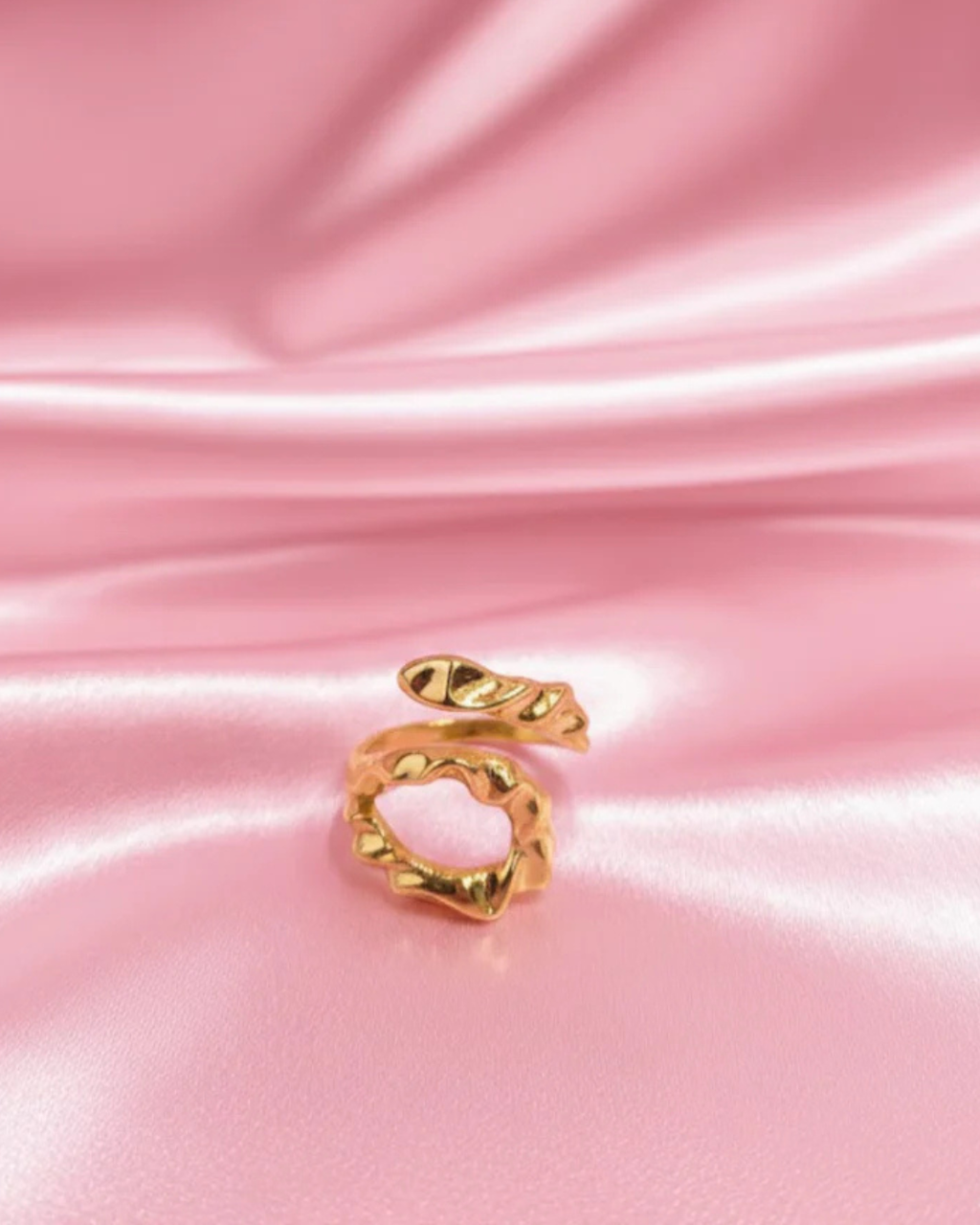 Gold Hoop Rings with Wavy Design