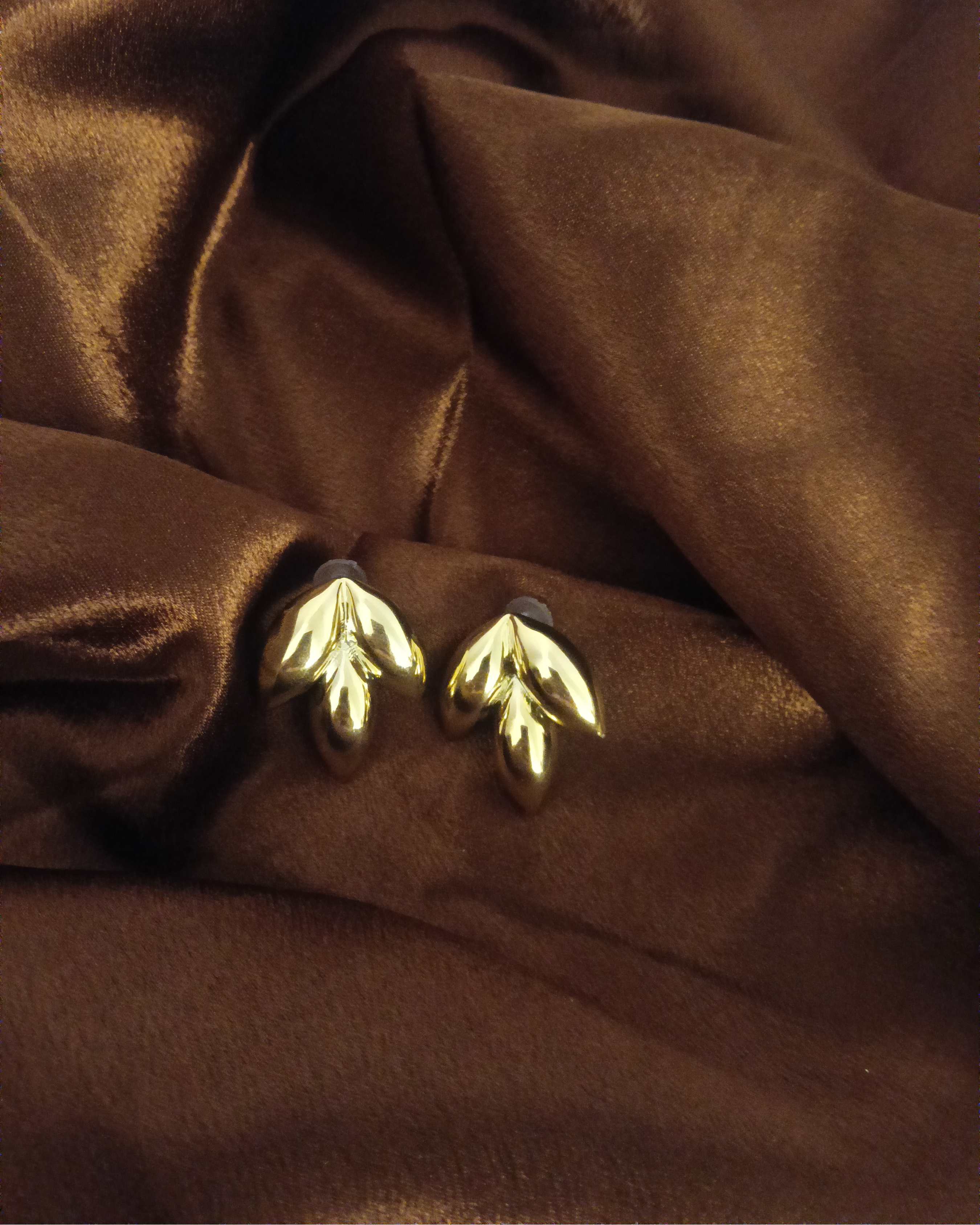 Pair Leaf Shaped Stud Earrings